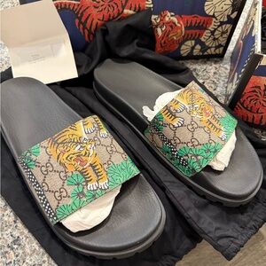 Gucci Black and Green Tiger Slides